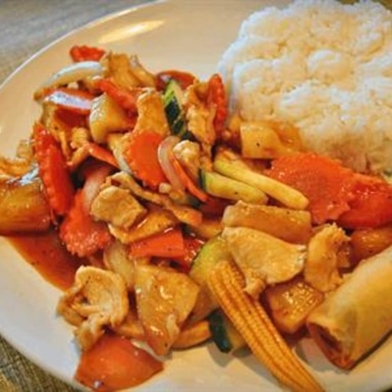 Savor Your Lunch with Us