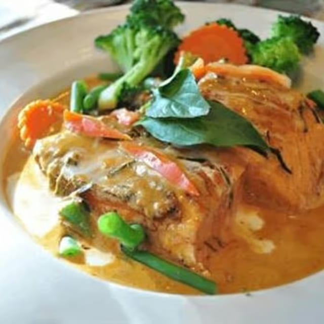 SP-4. Panang Salmon.