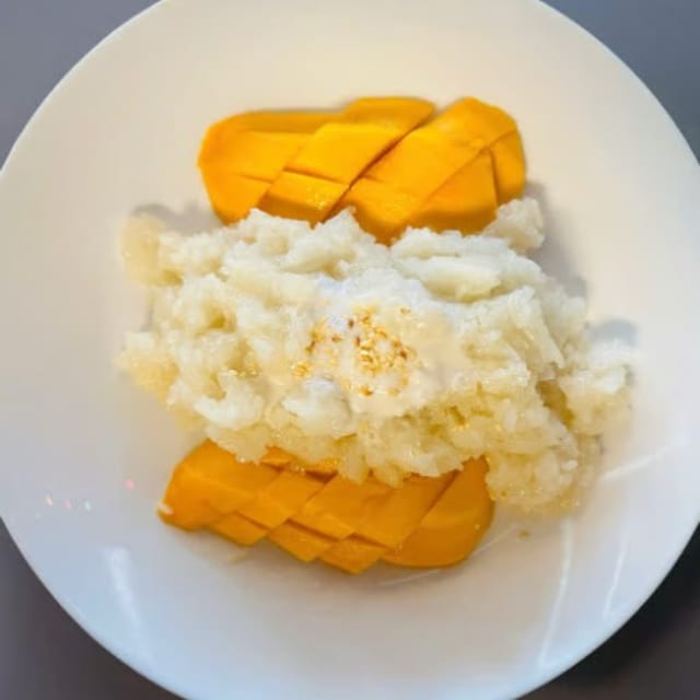 Mango with Sweet Sticky Rice.